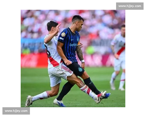 国米锋线新星肌肉伤缺训练 世俱杯战弗鲁米嫩塞存疑